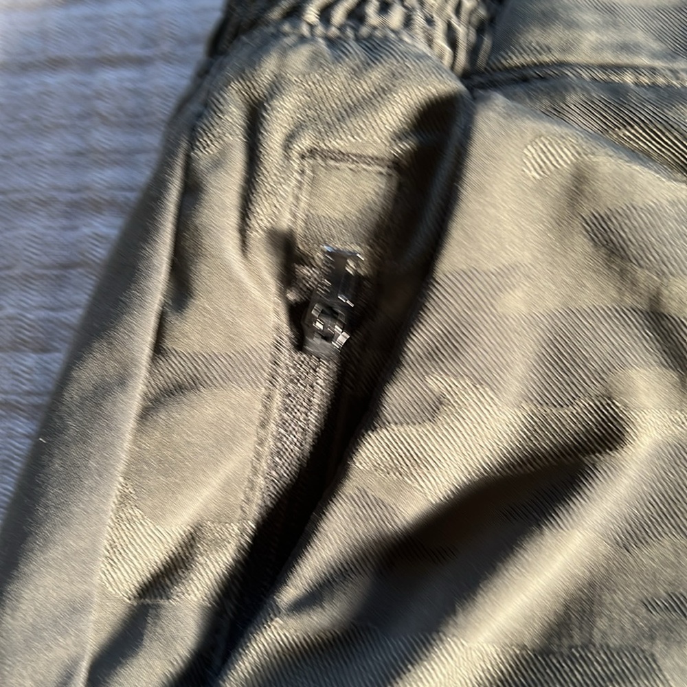 Athleta Camo Patterned Lined Joggers - image 3